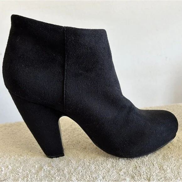 Madden Girl Black Fabric Coated Lopezzz Ankle Booties Boots Zip Size 6M - Picture 11 of 13